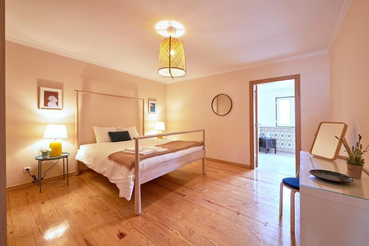 Апартаменты Renovated And Spacious Duplex With Patio, By Timecooler *